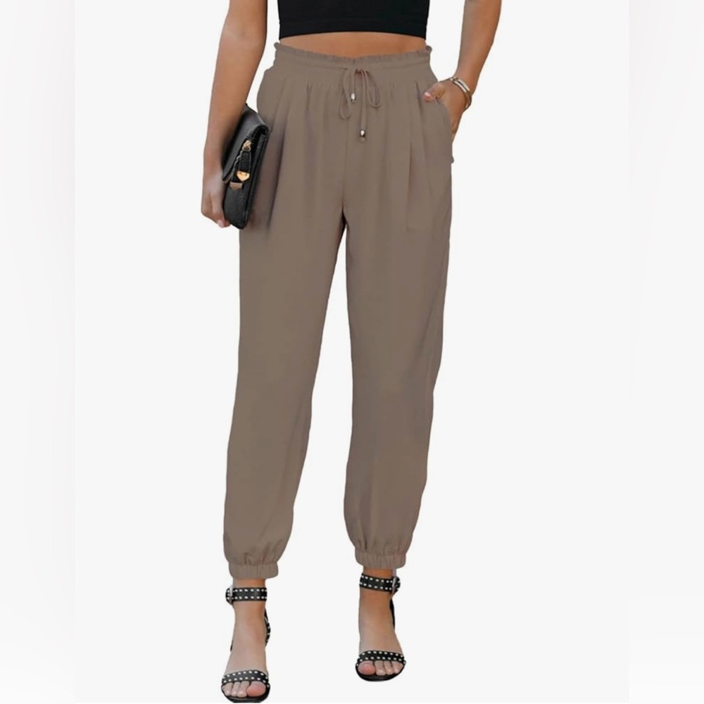 Women’s beige joggers